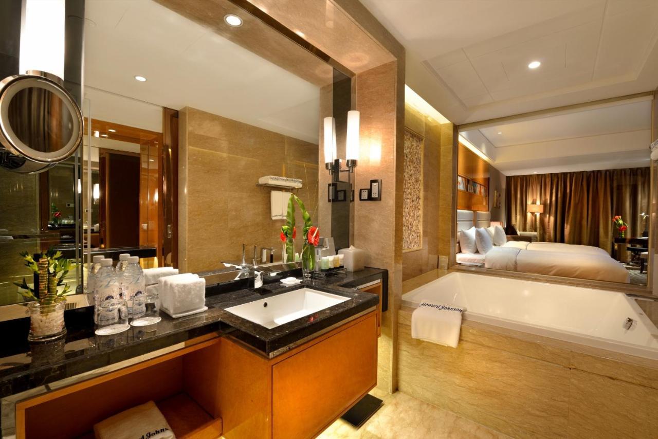 Howard Johnson Hi - Tech Plaza Chengdu Extérieur photo